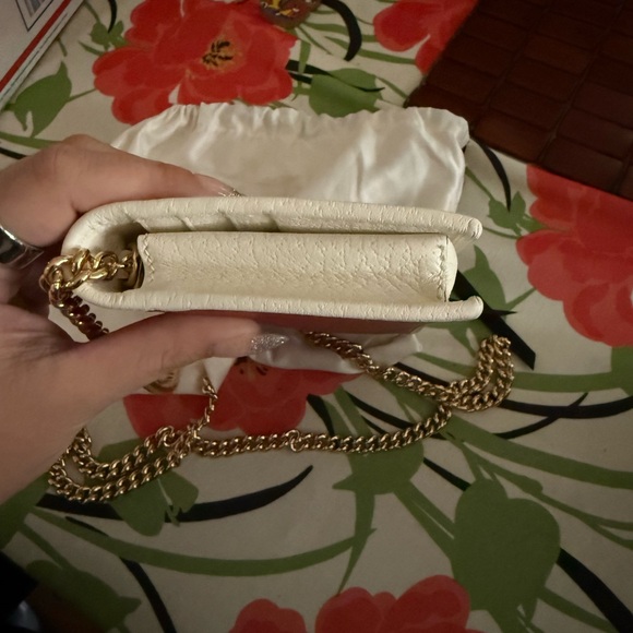 100% Authentic - Gucci x Adidas Red Leather Chain Bag - Excellent condition - Picture 5 of 7